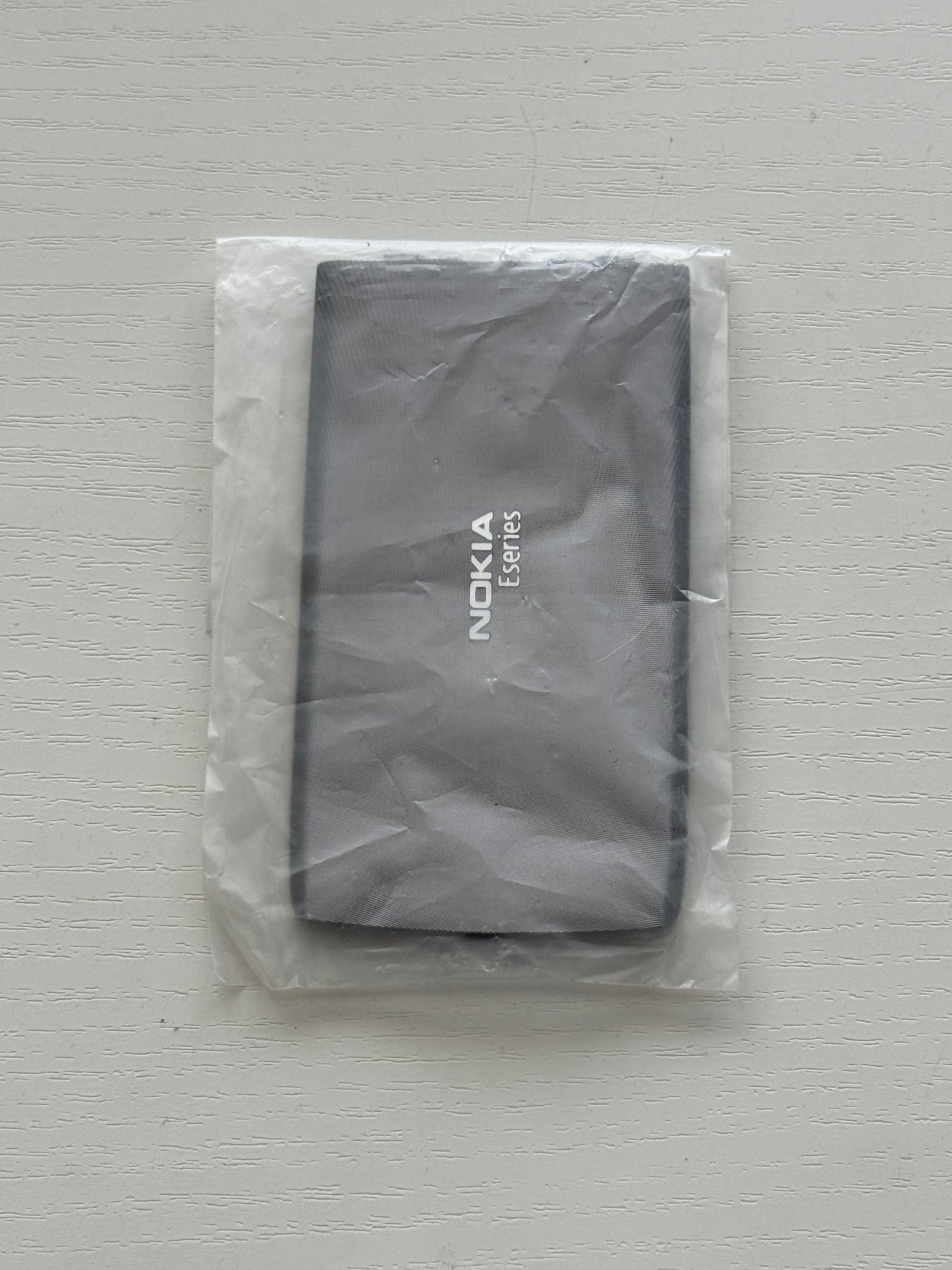 Capac Nokia E52