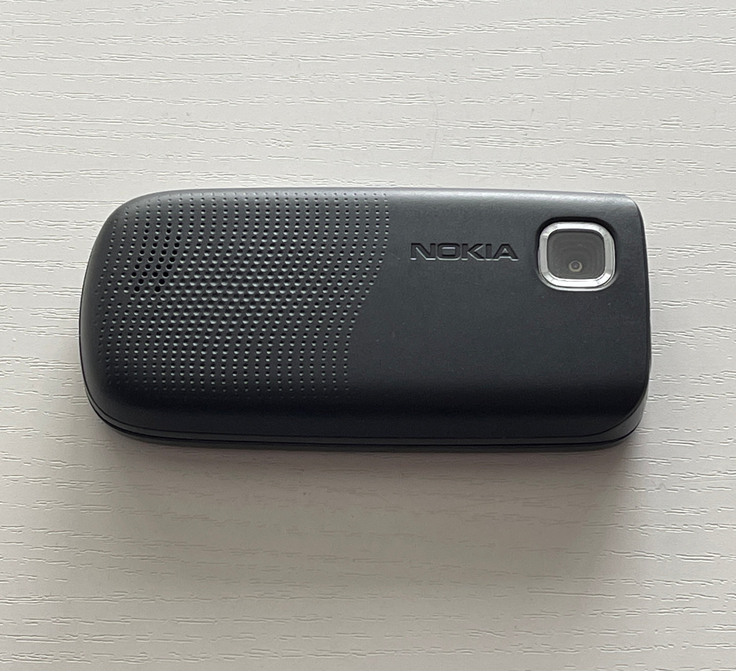 NOKIA 2220 Slide