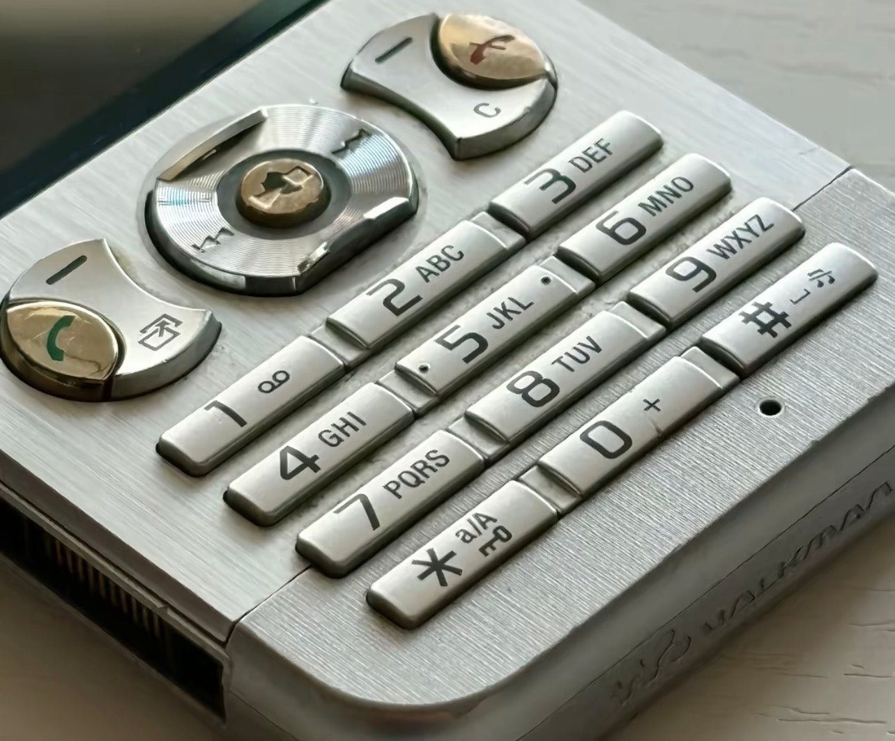 Sony Ericsson W890i