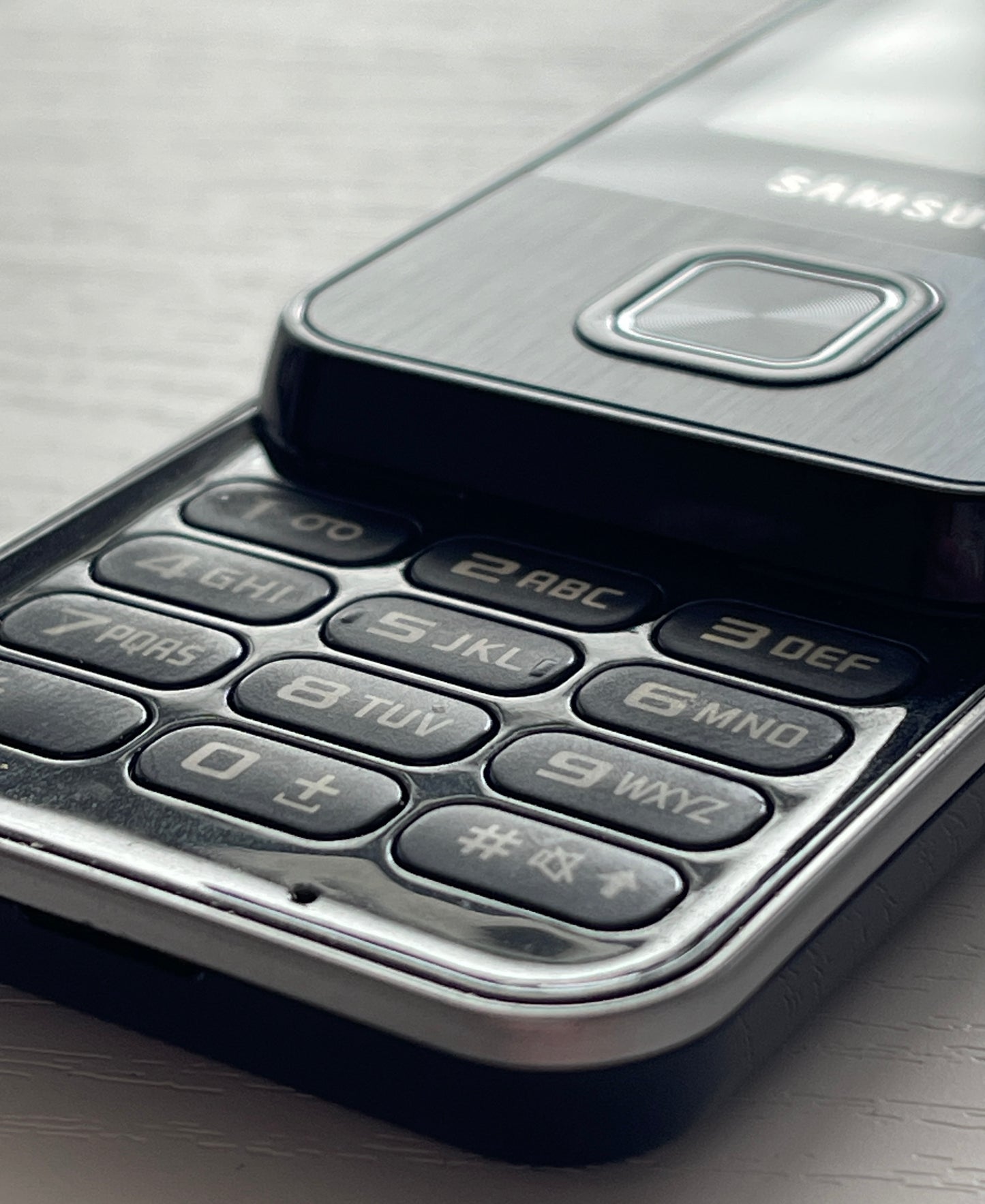 Samsung E2330 - Vodafone ro
