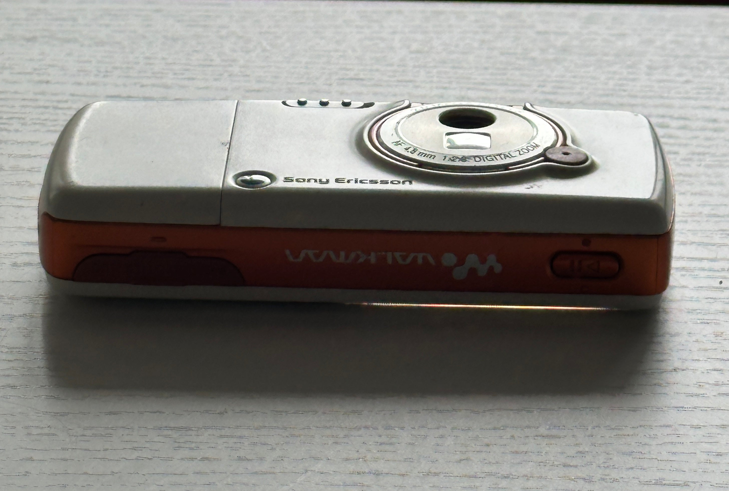 Sony Ericsson W800i