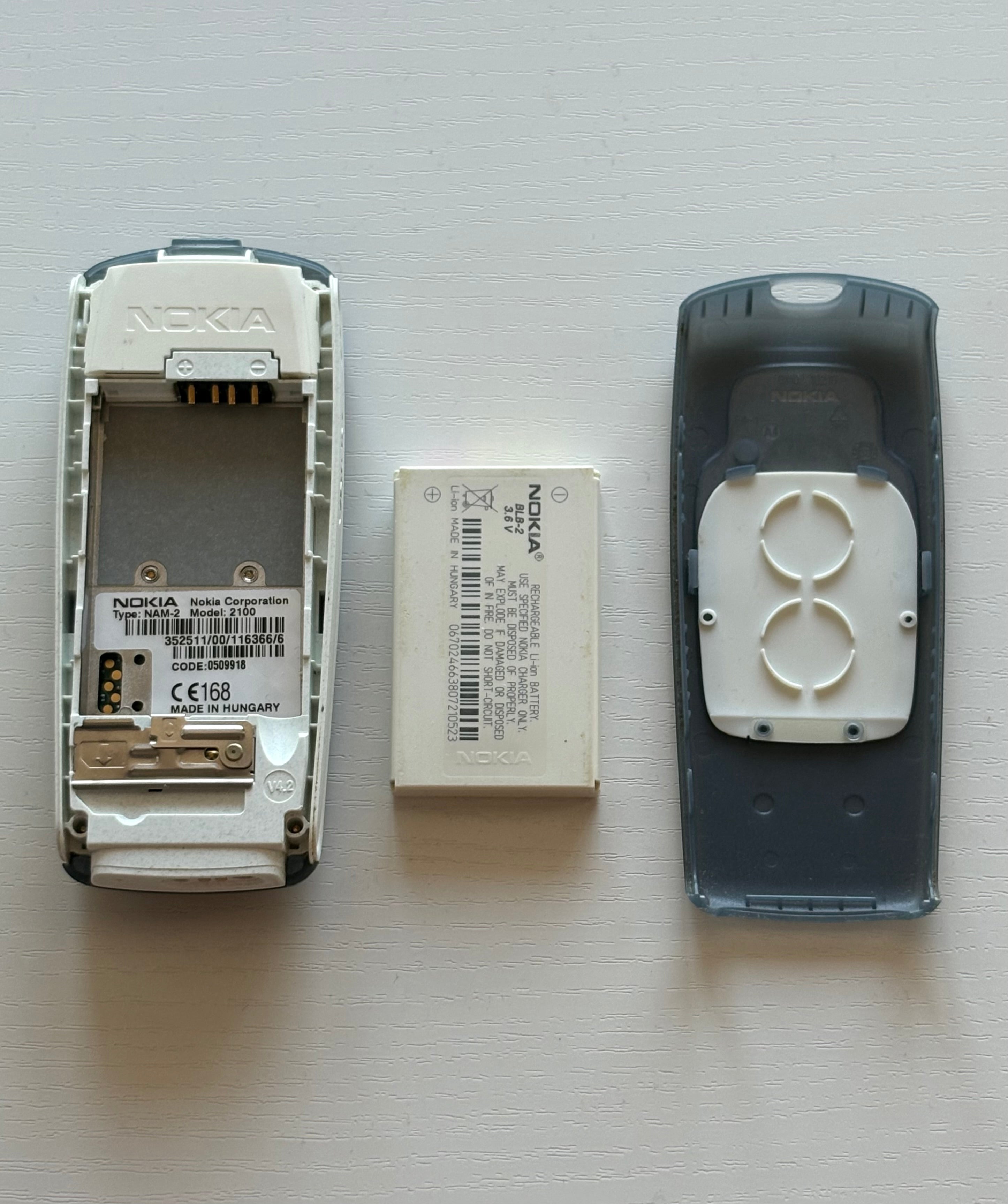 NOKIA 2100