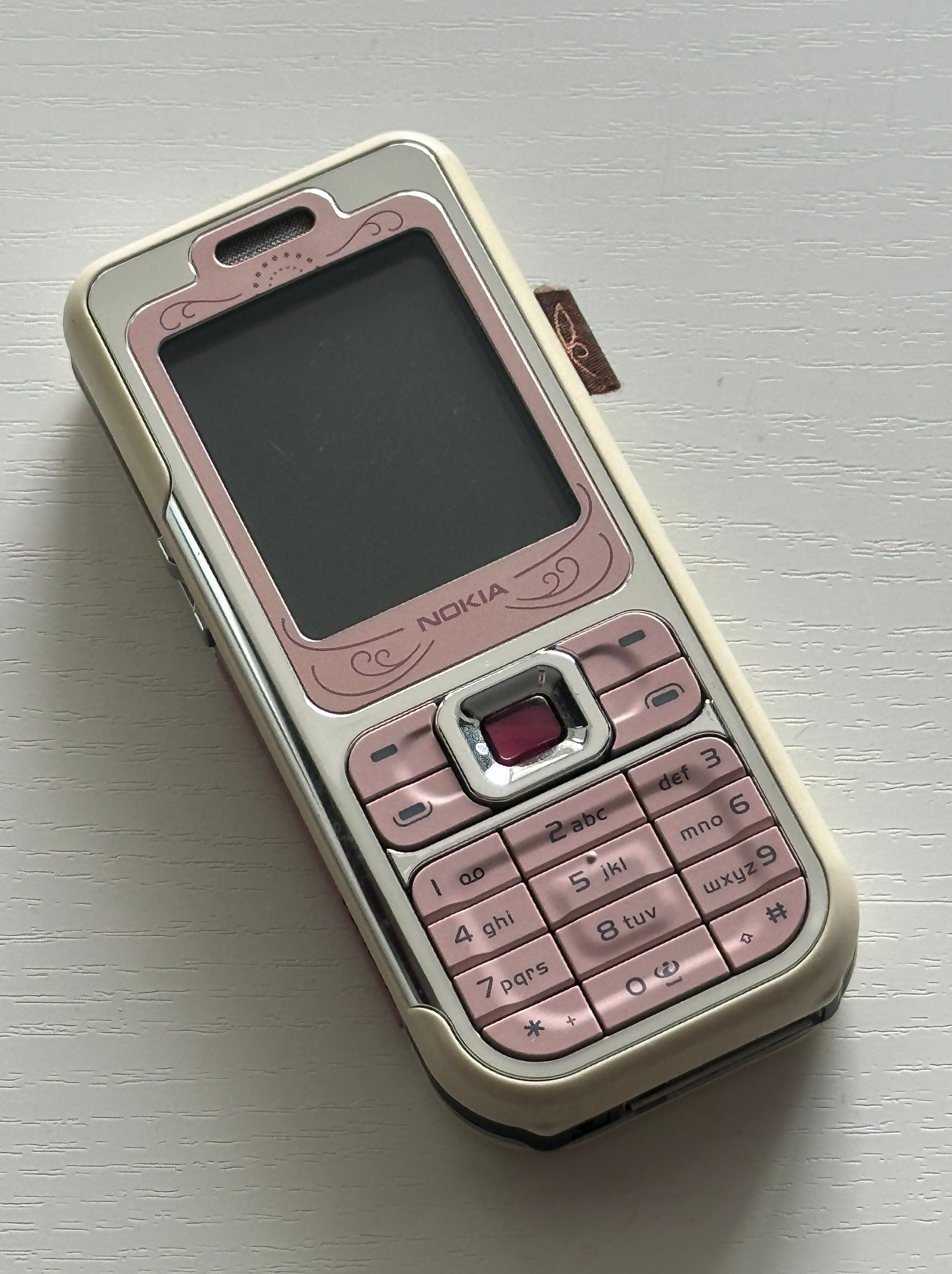 NOKIA 7360 L'amour