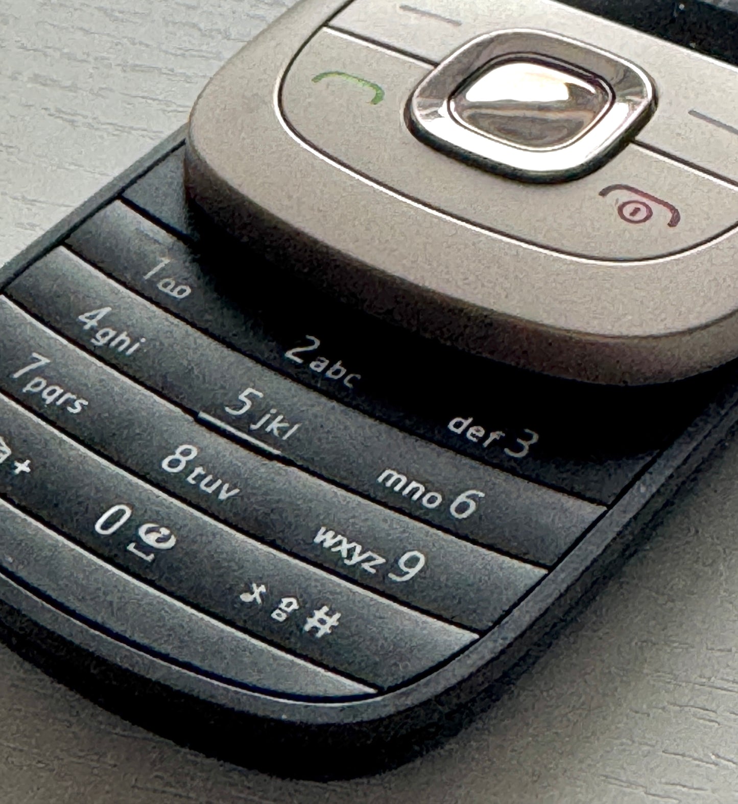 NOKIA 2220 Slide