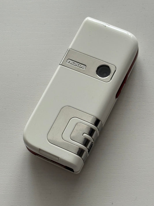 NOKIA 7260