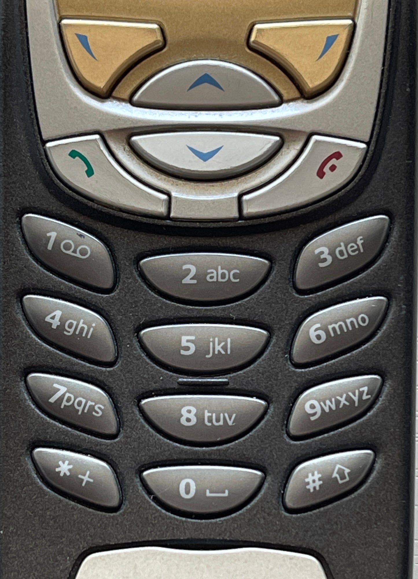 NOKIA 6310i