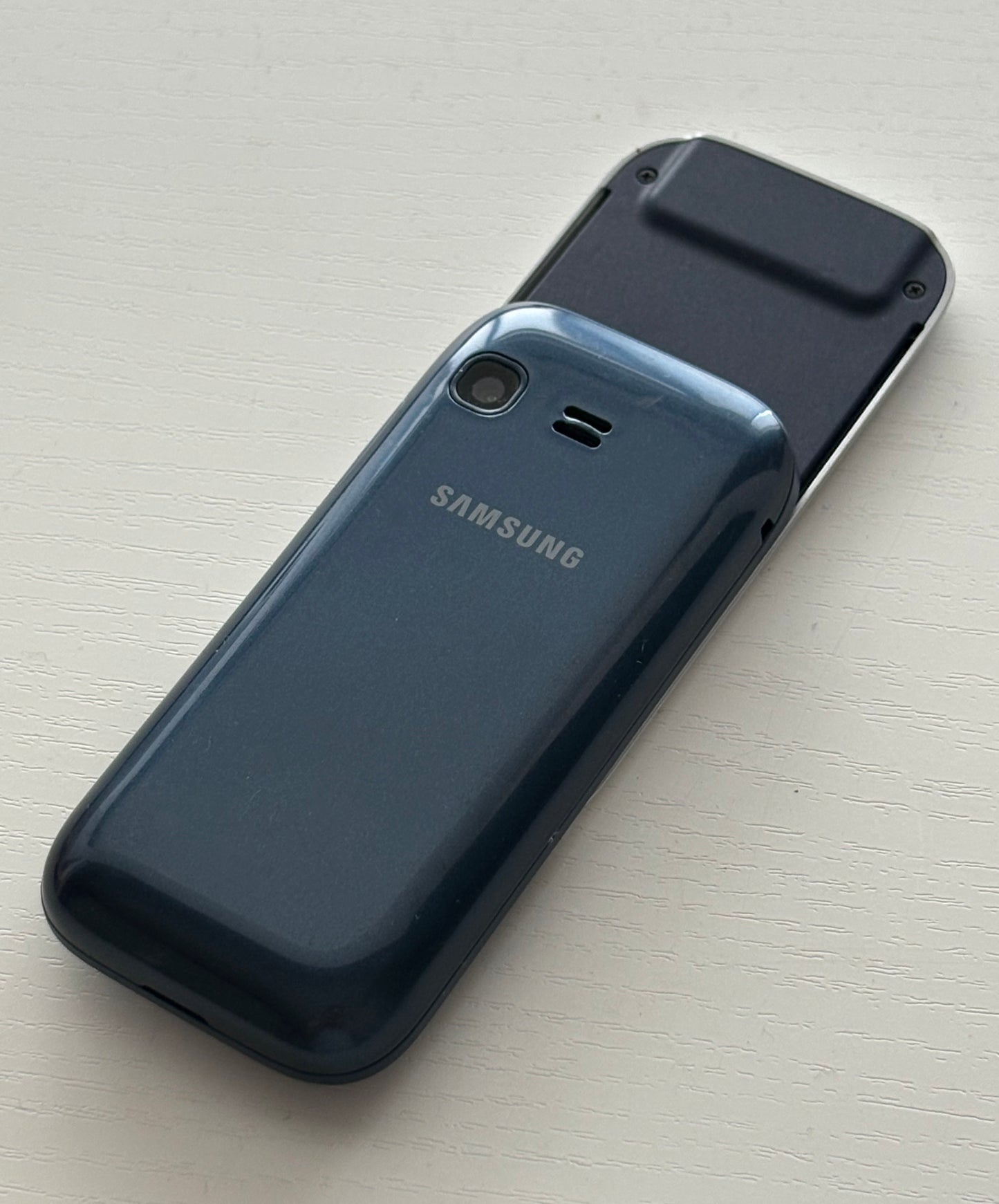 Samsung GT E2350b