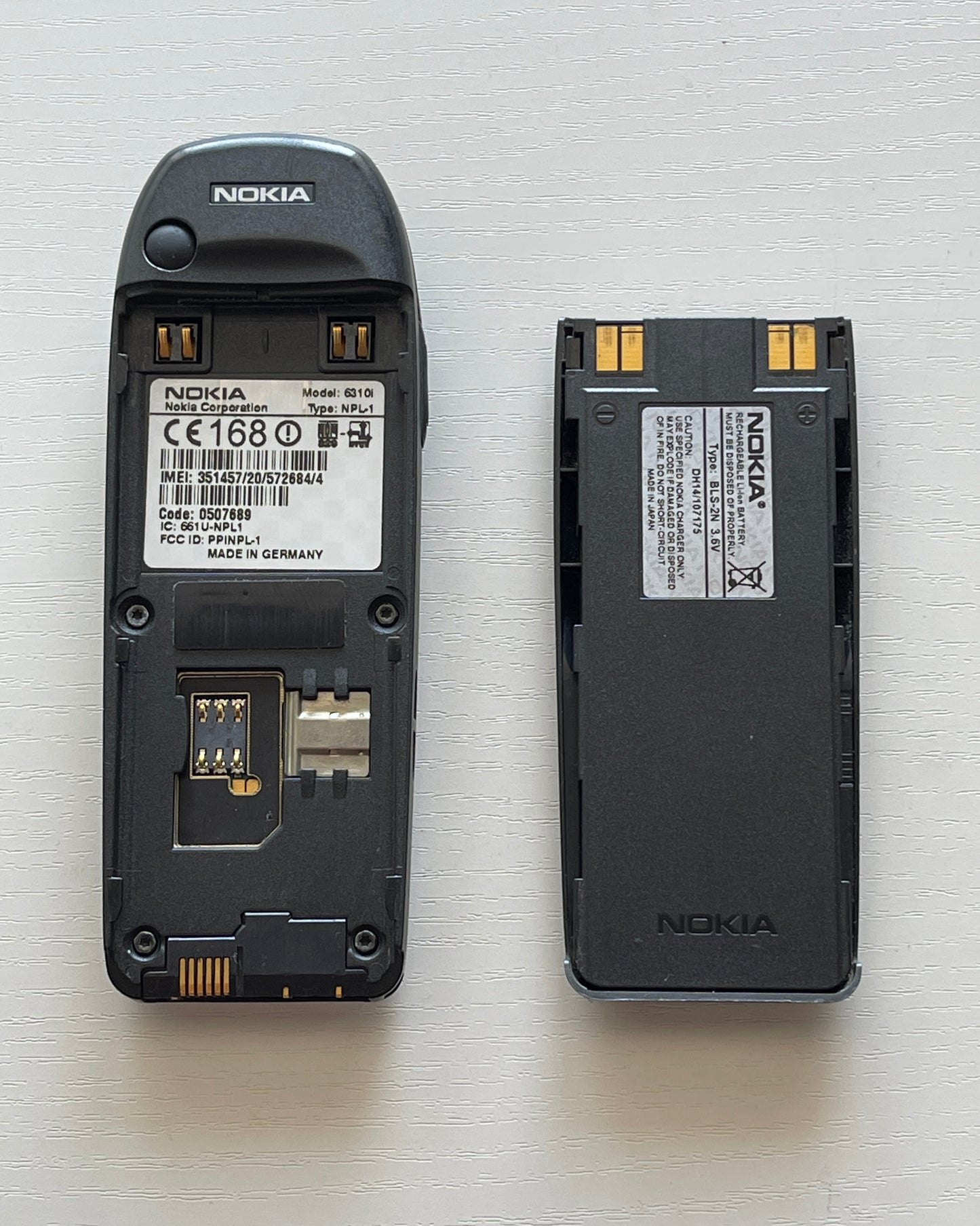 NOKIA 6310i