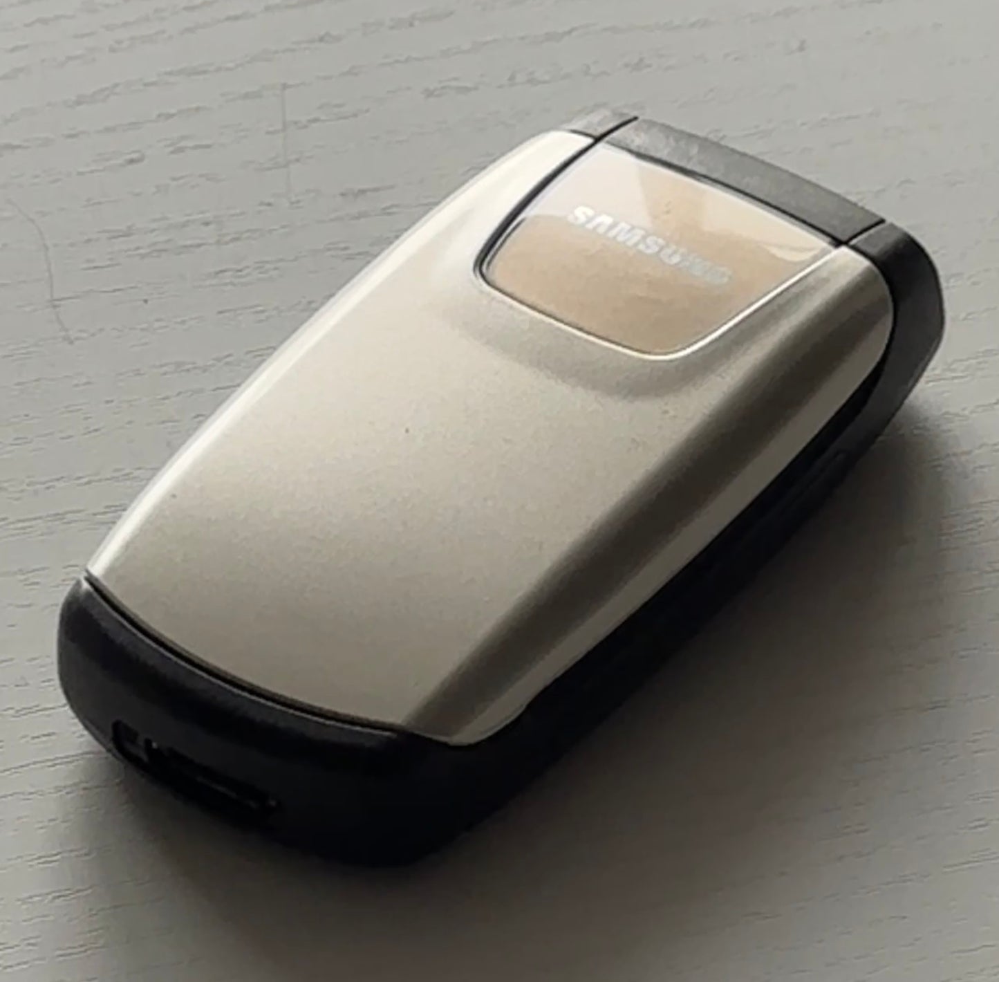 Samsung C270