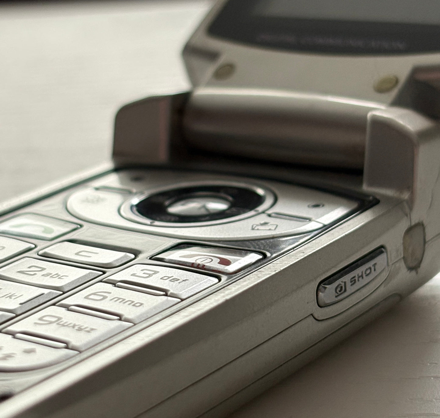 LG F2410