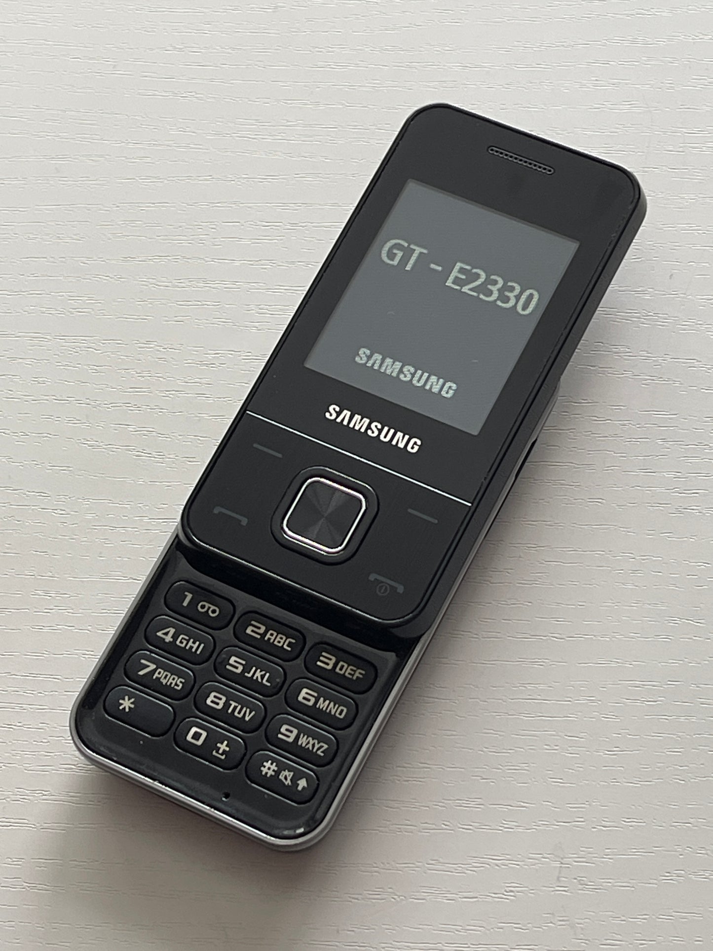 Samsung E2330 - Vodafone ro