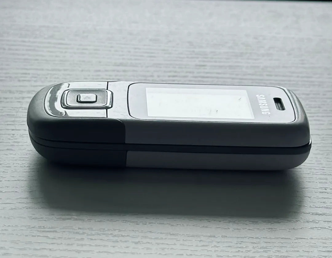 Samsung E1360