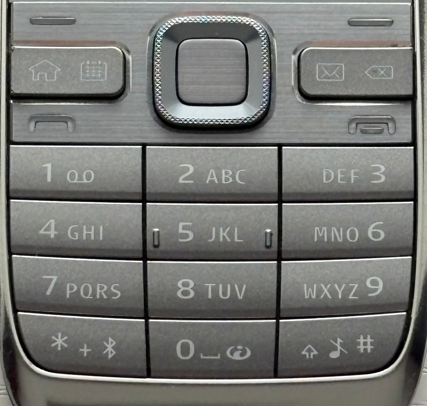 NOKIA E52
