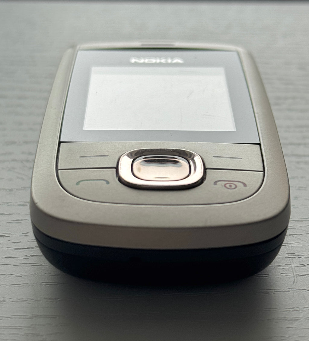 NOKIA 2220 Slide