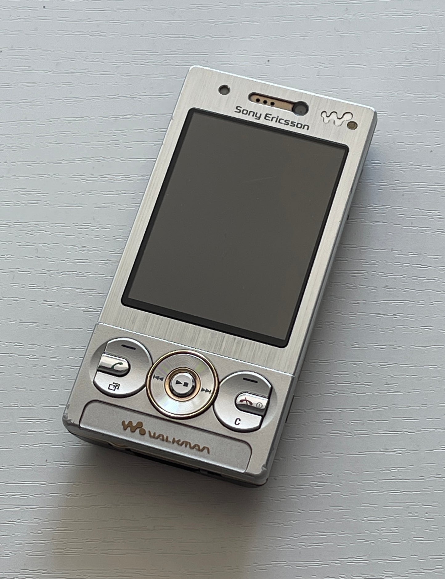 Sony Ericsson W705