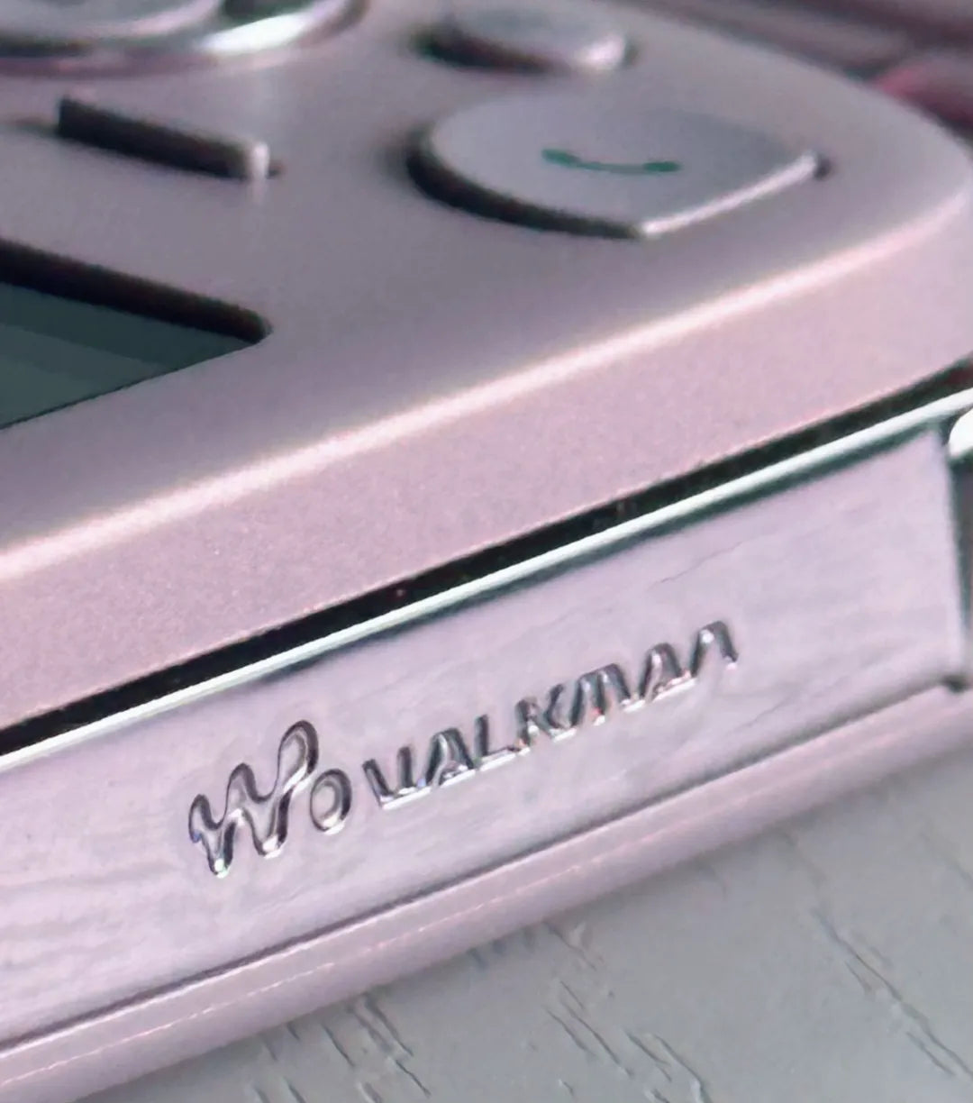 Sony Ericsson Zylo (W20i)