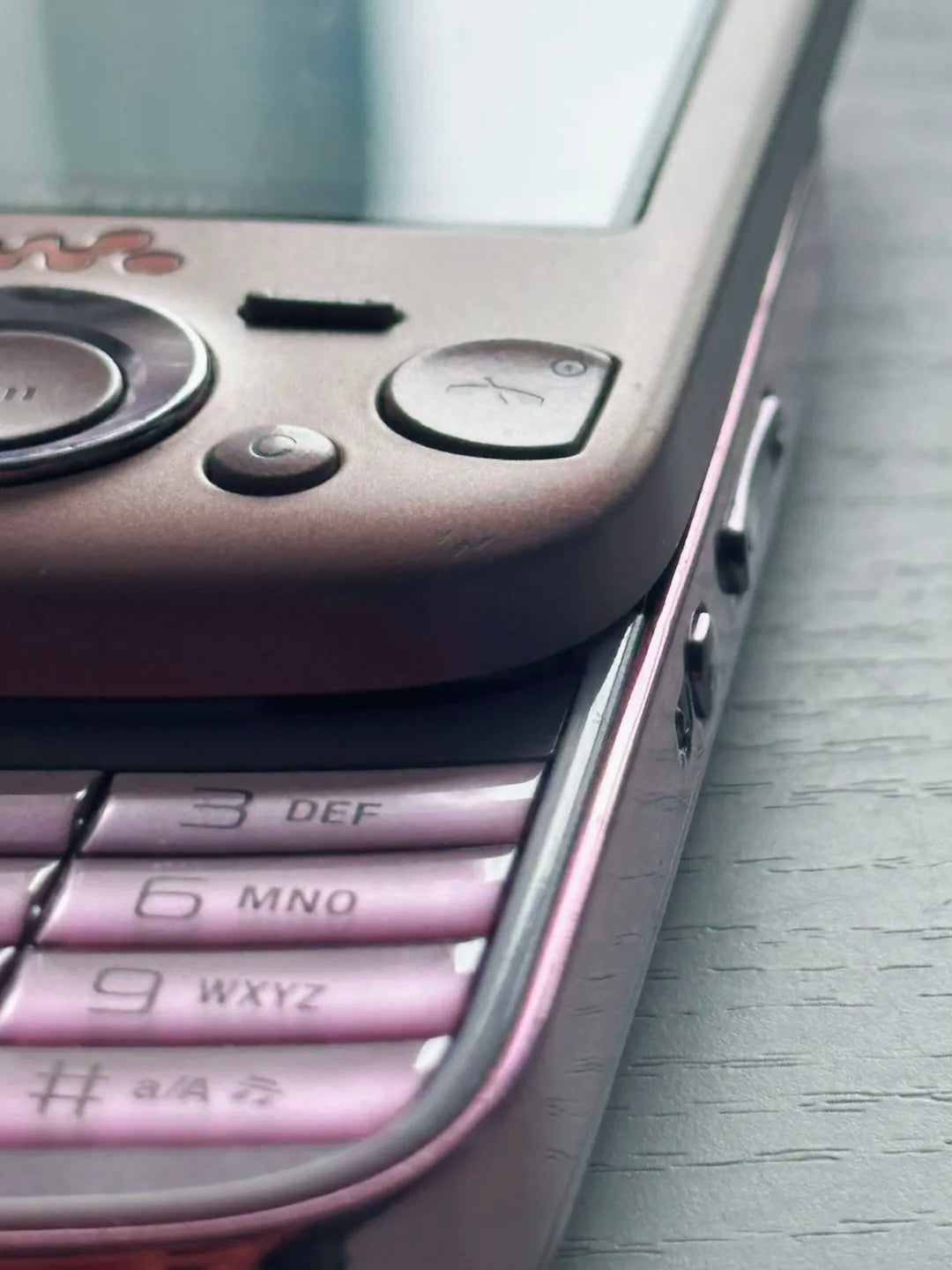Sony Ericsson Zylo (W20i)