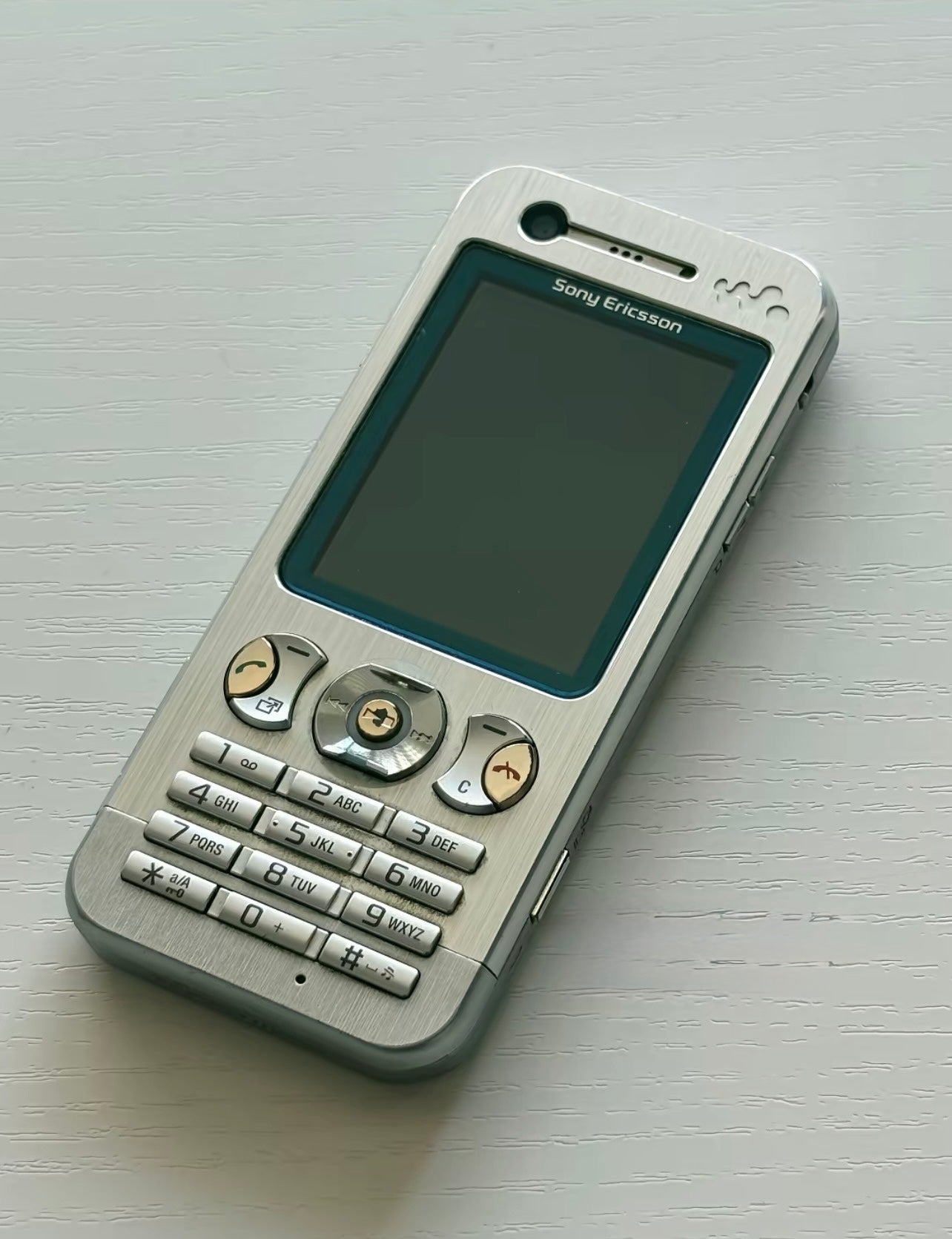 Sony Ericsson W890i