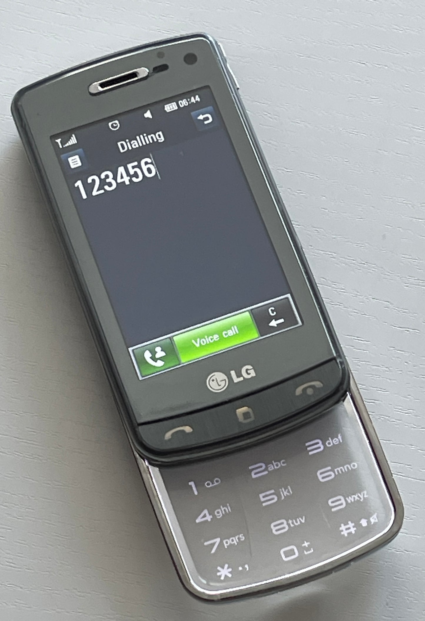LG GD900 Crystal