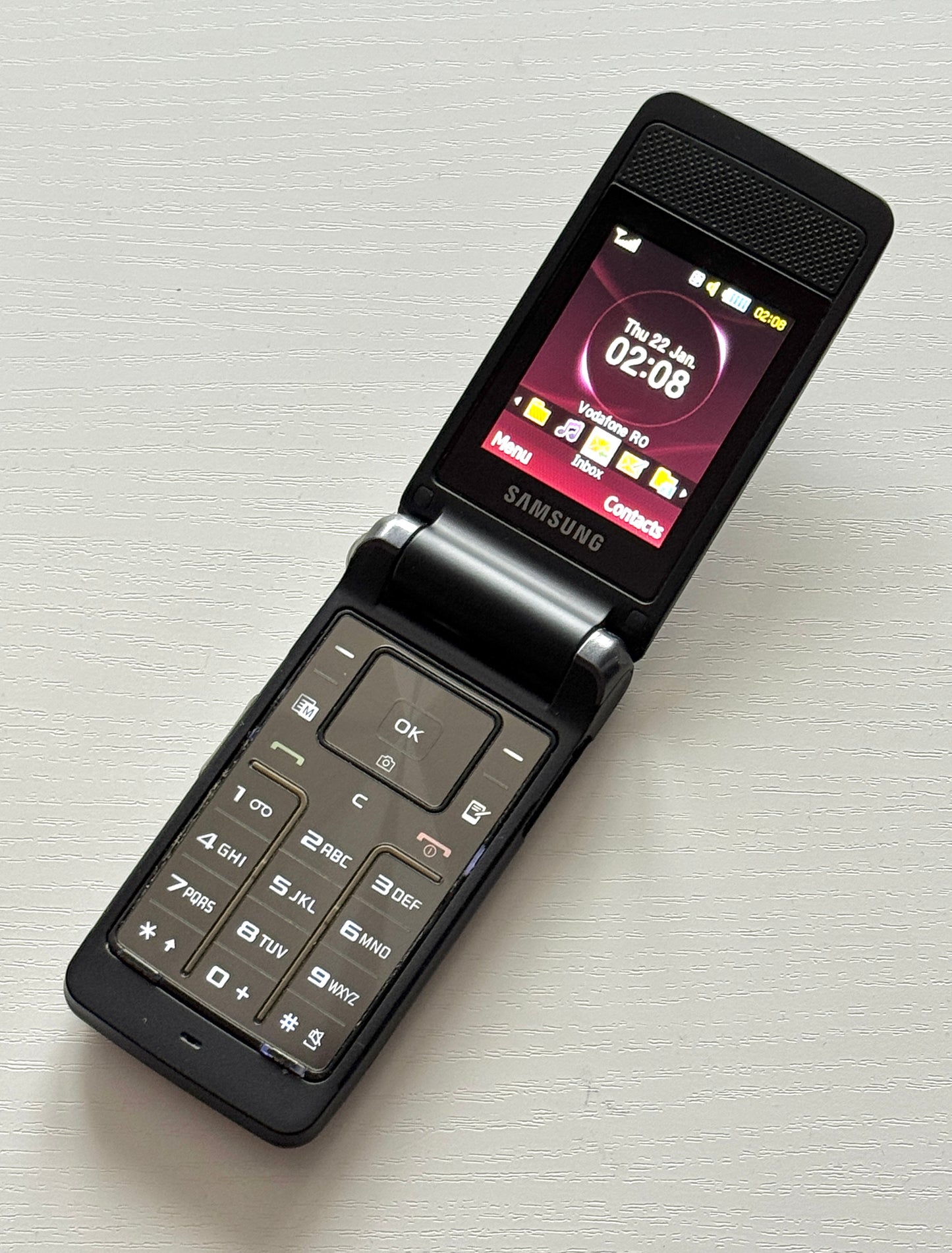 Samsung S3600