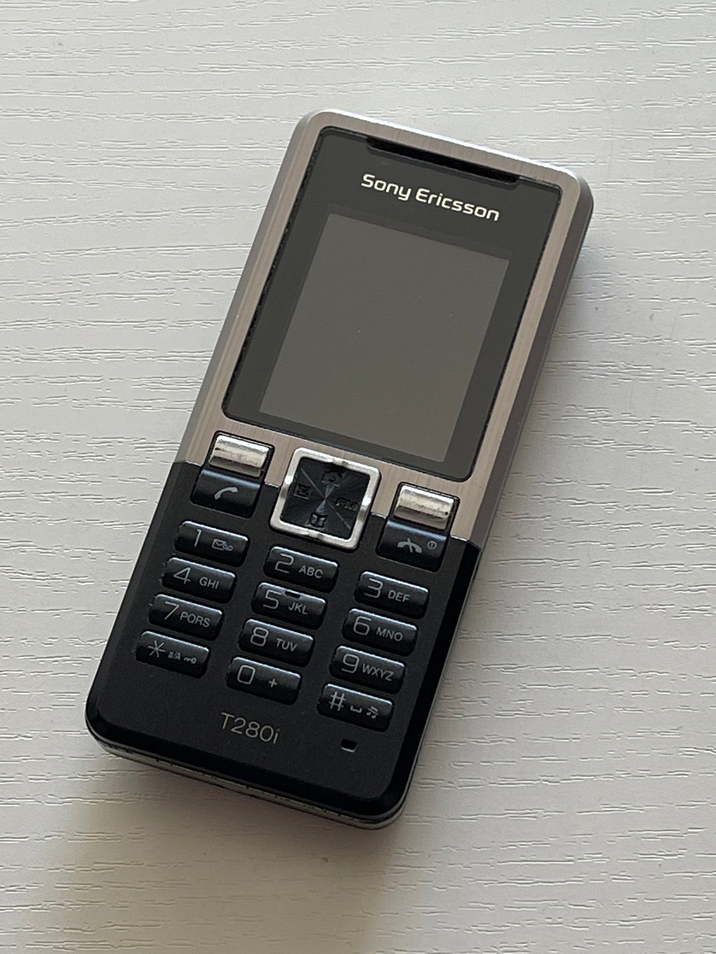 Sony Ericsson T280i - Orange Ro