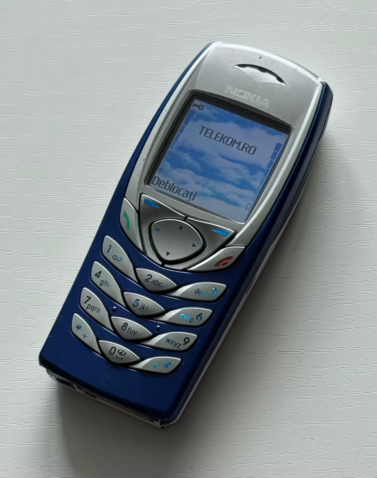 NOKIA 6100