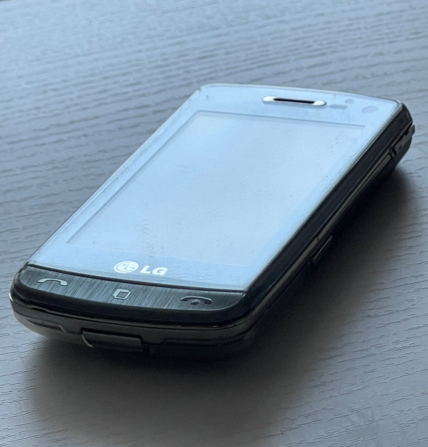 LG GD900 Crystal