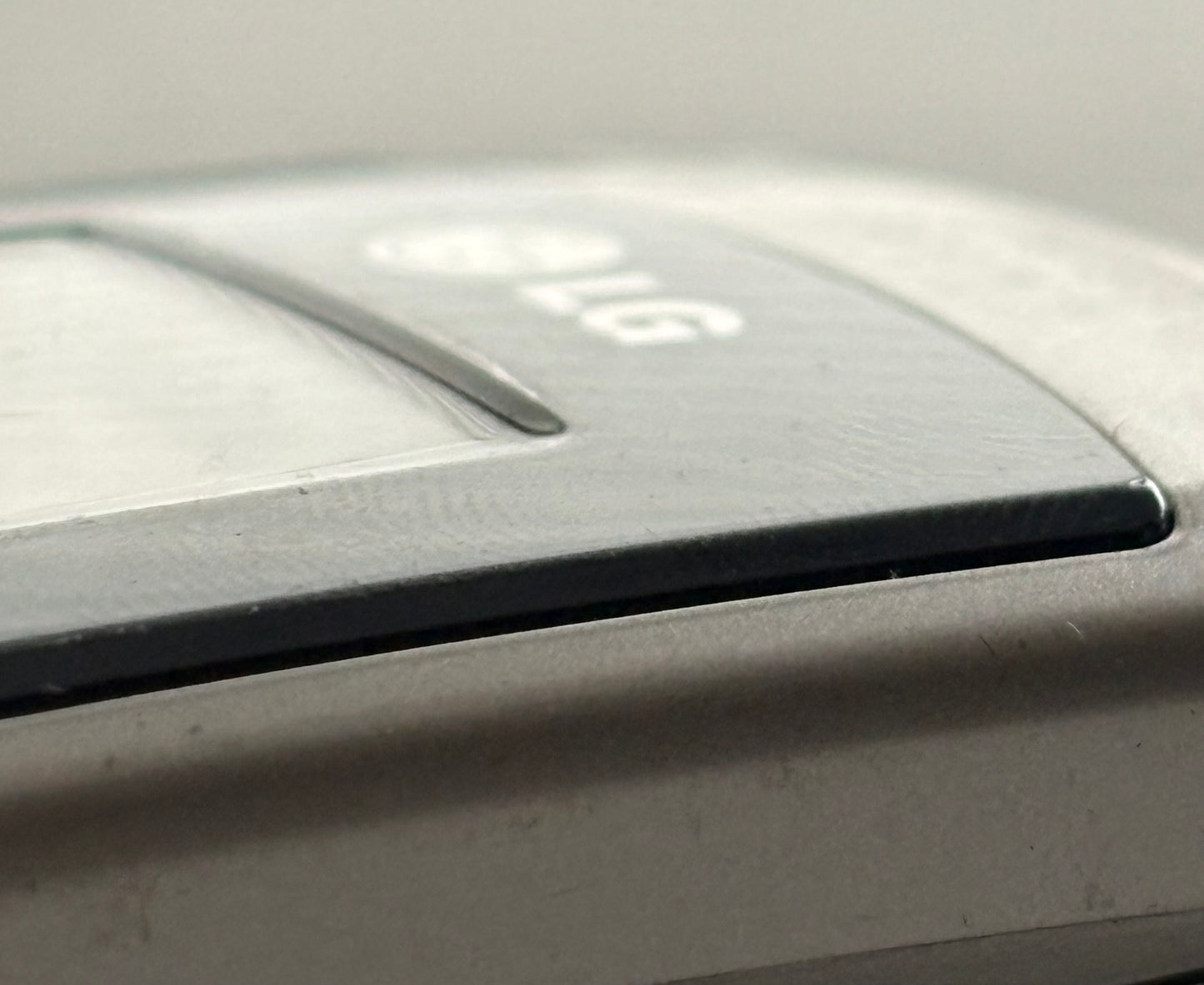 LG F2410
