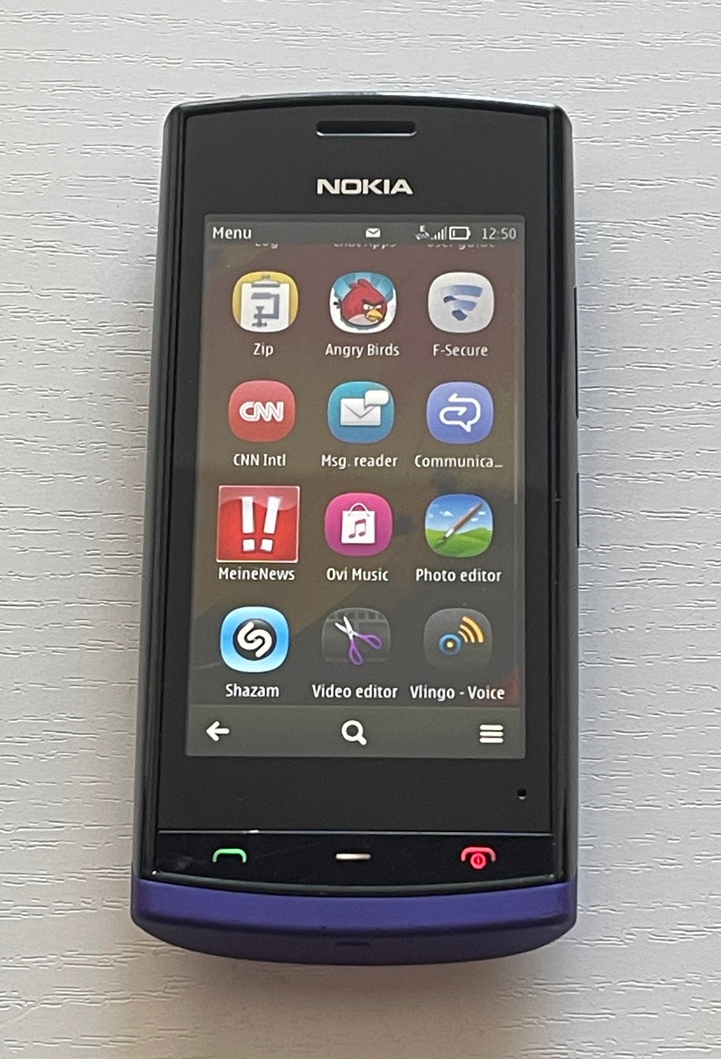 NOKIA 500