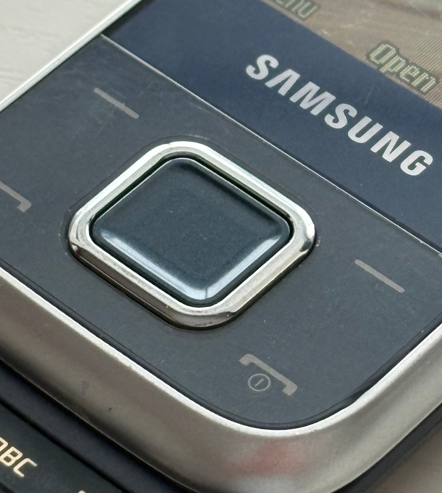 Samsung GT E2350b