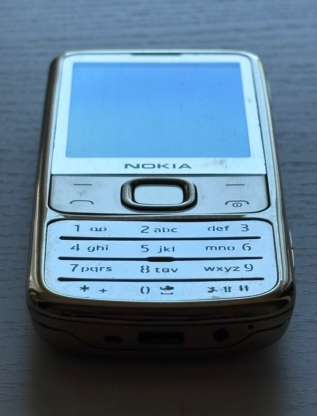 NOKIA 6700 Gold