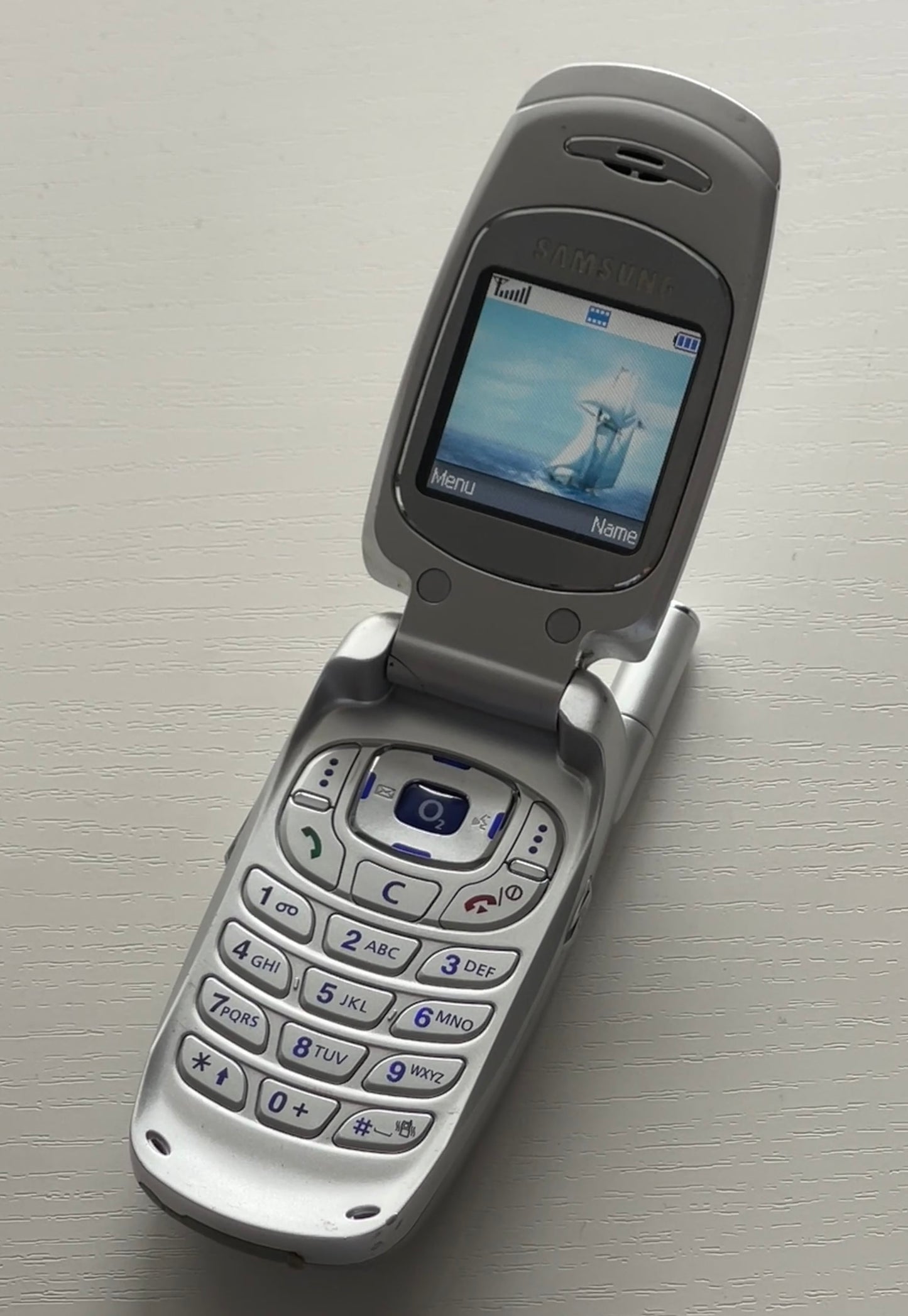 Samsung E600