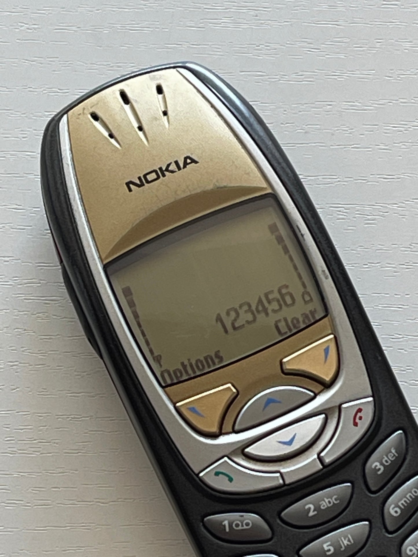 NOKIA 6310i