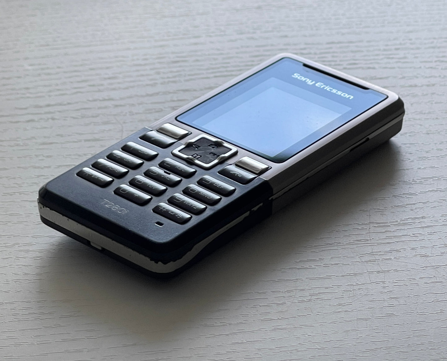 Sony Ericsson T280i - Orange Ro