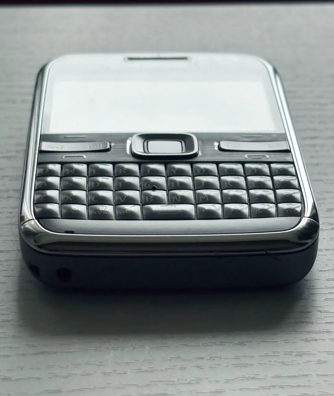 NOKIA E72