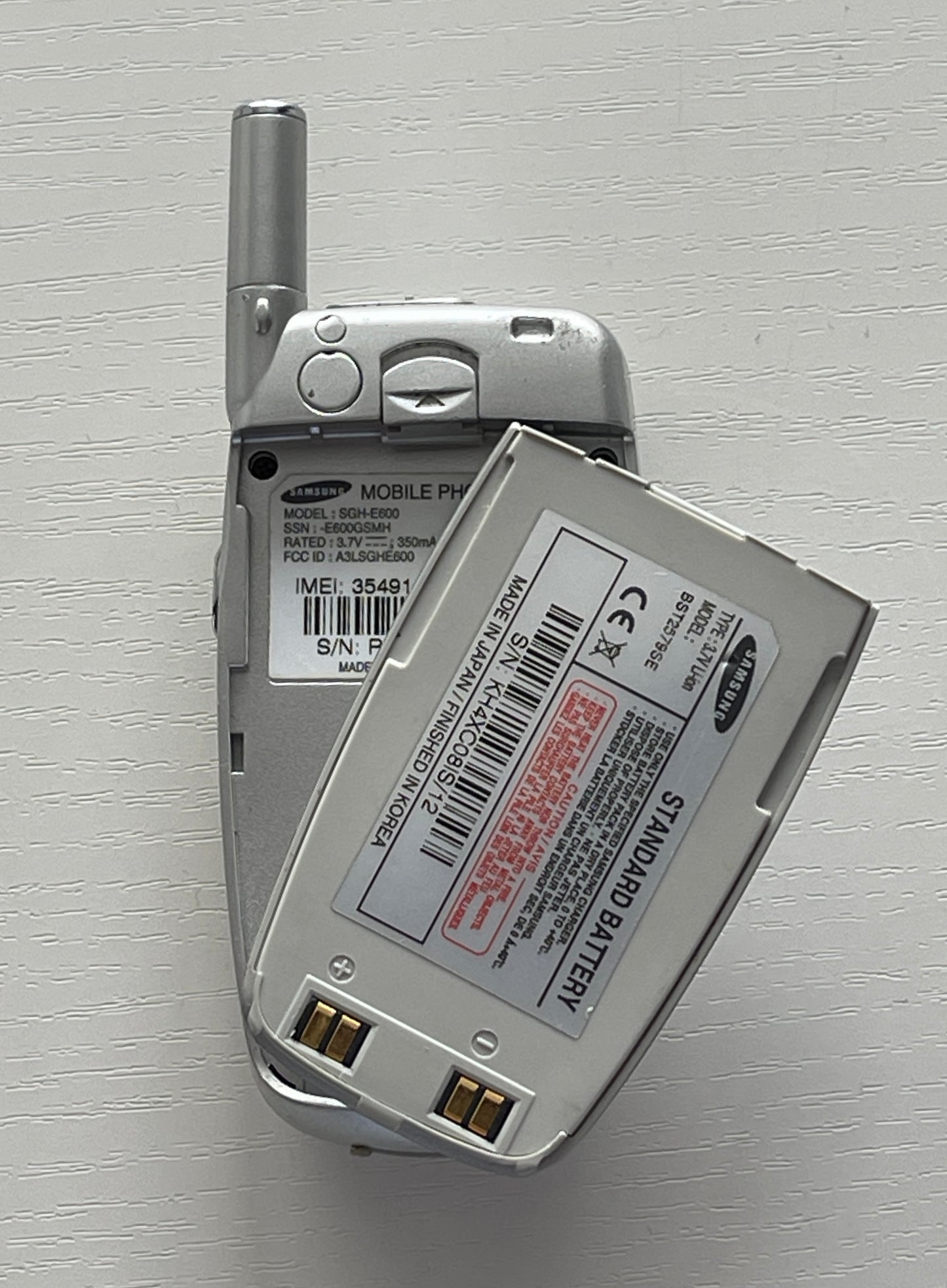 Samsung E600