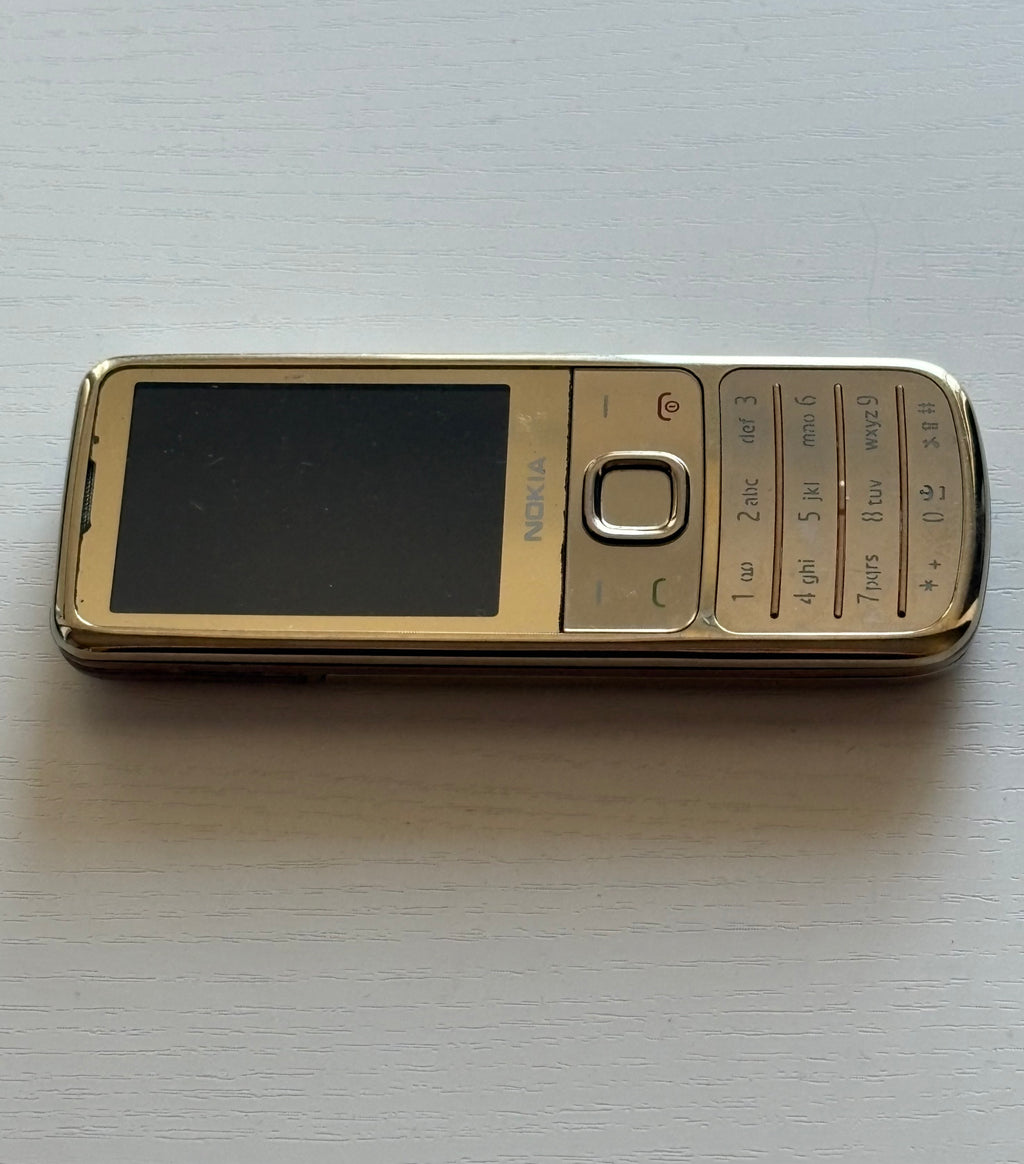 NOKIA 6700 Gold