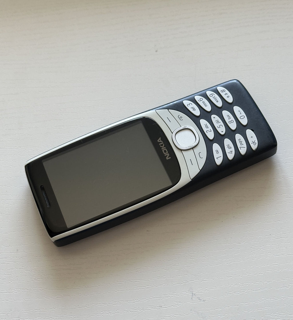 NOKIA 8210 4G