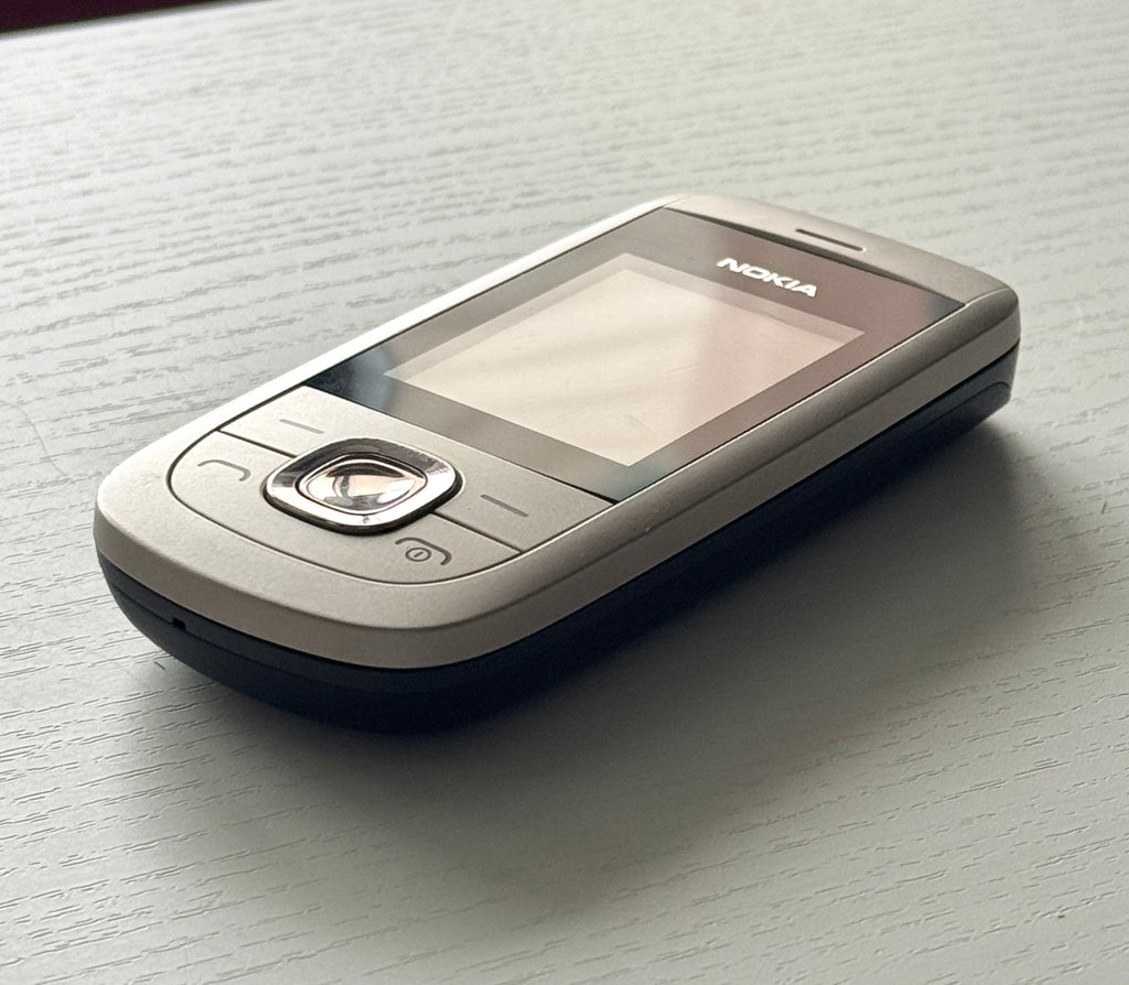 NOKIA 2220 Slide