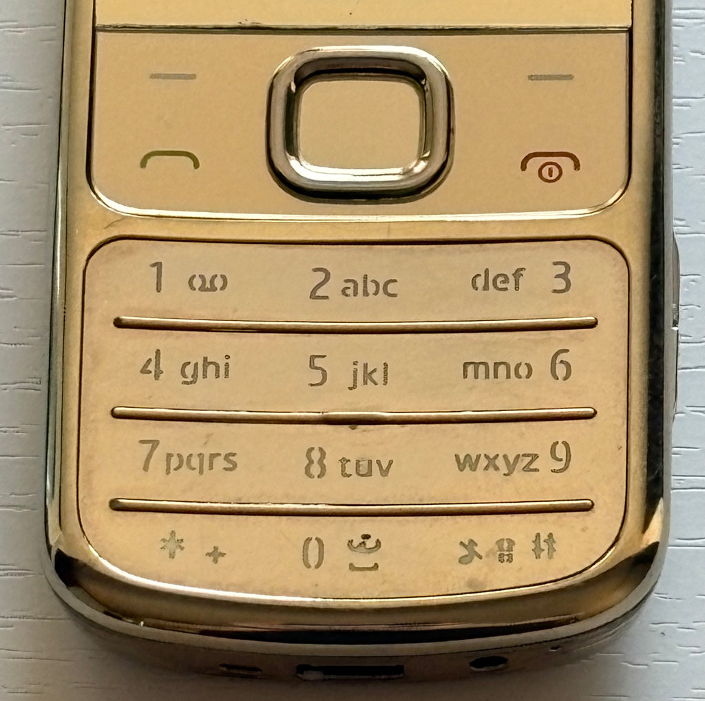 NOKIA 6700 Gold