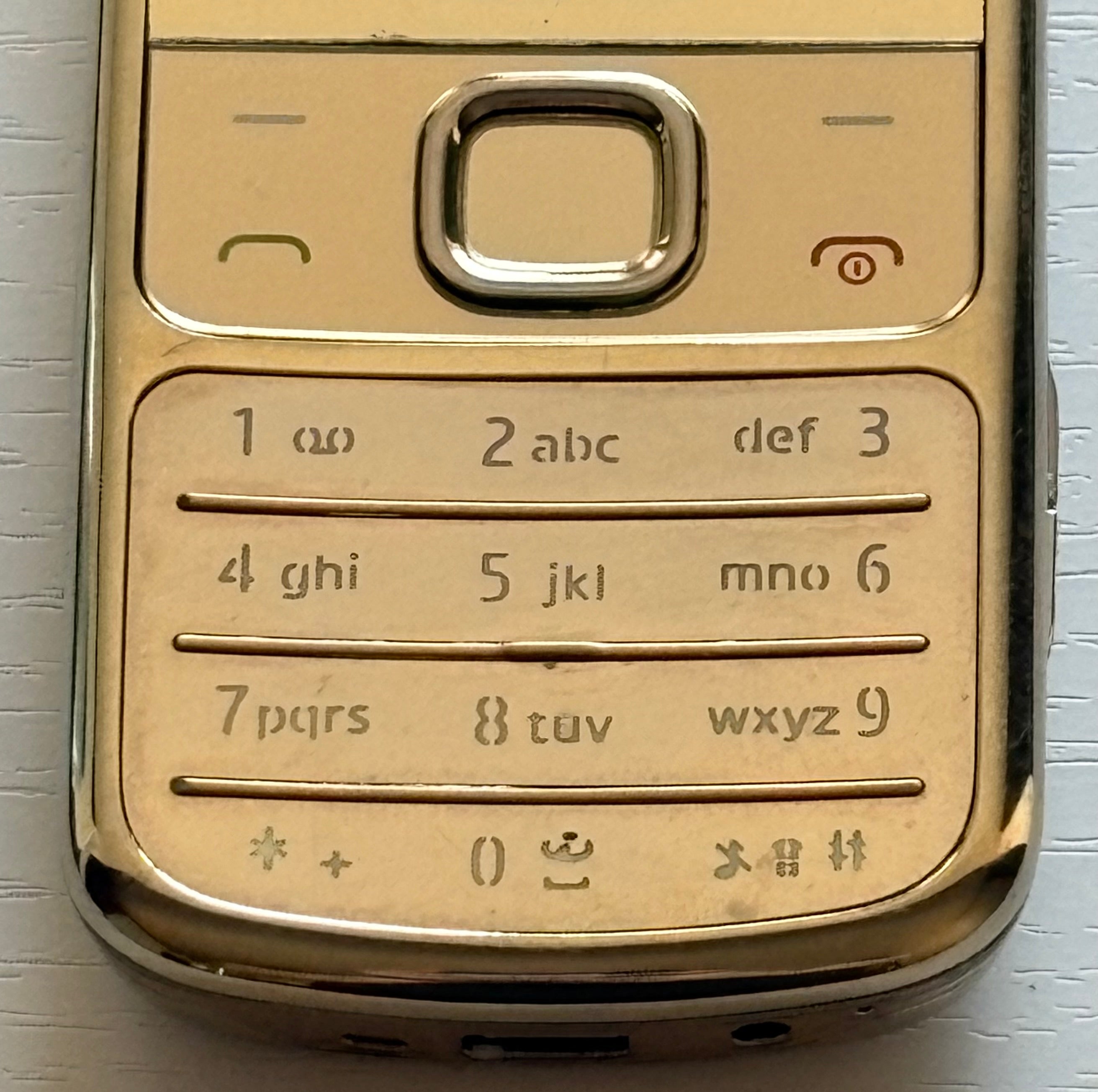 NOKIA 6700 Gold