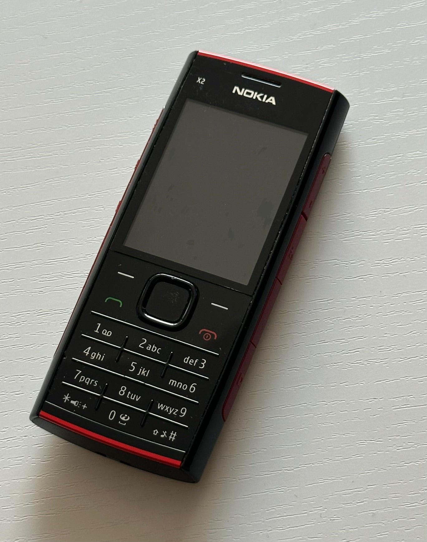 NOKIA X2-00