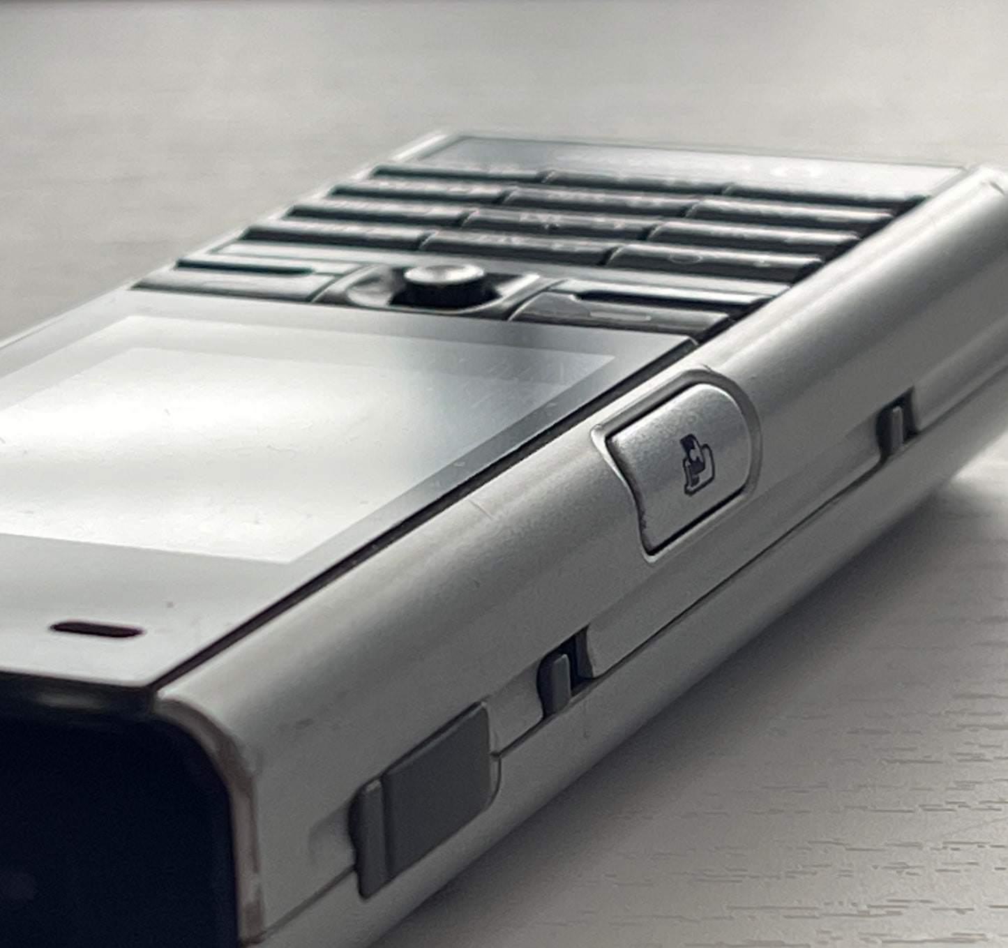 Sony Ericsson V600i