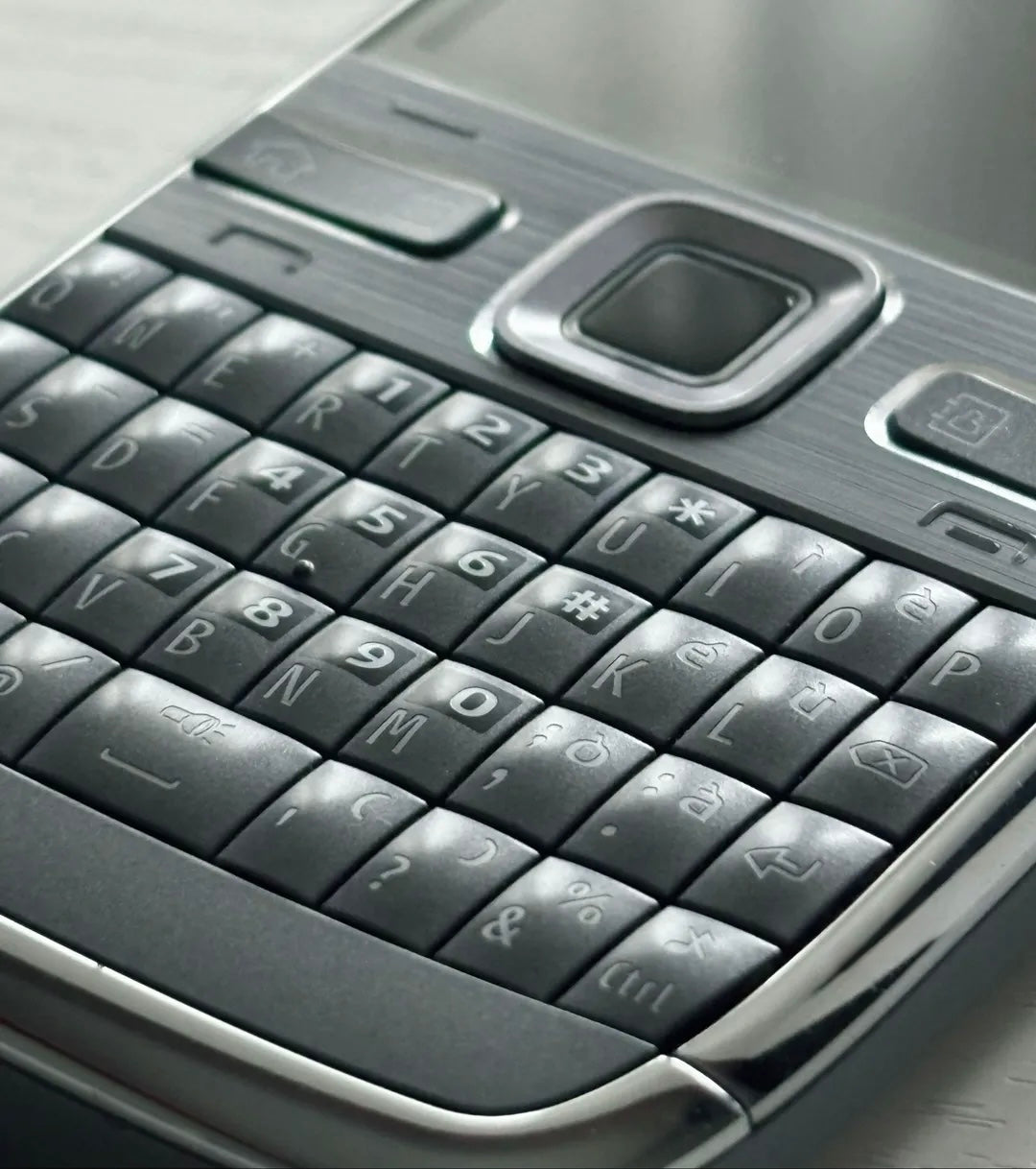 NOKIA E72