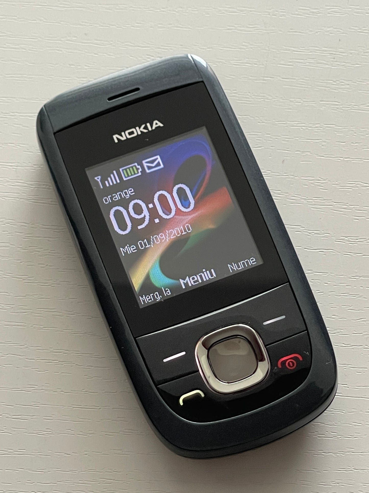 NOKIA 2220 Slide