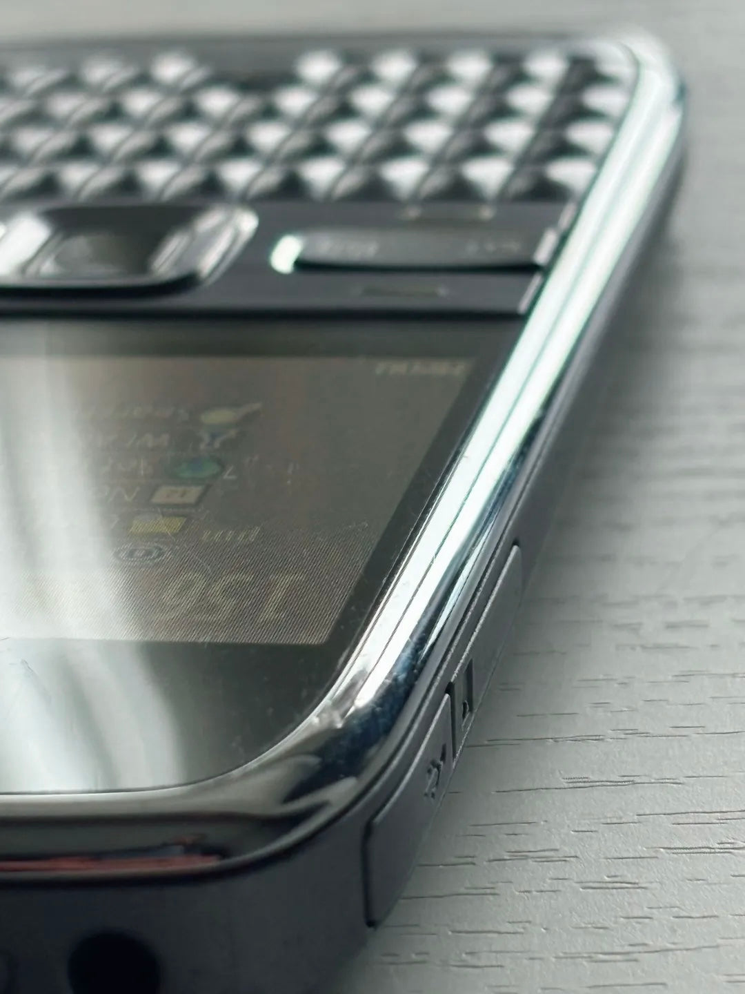 NOKIA E72