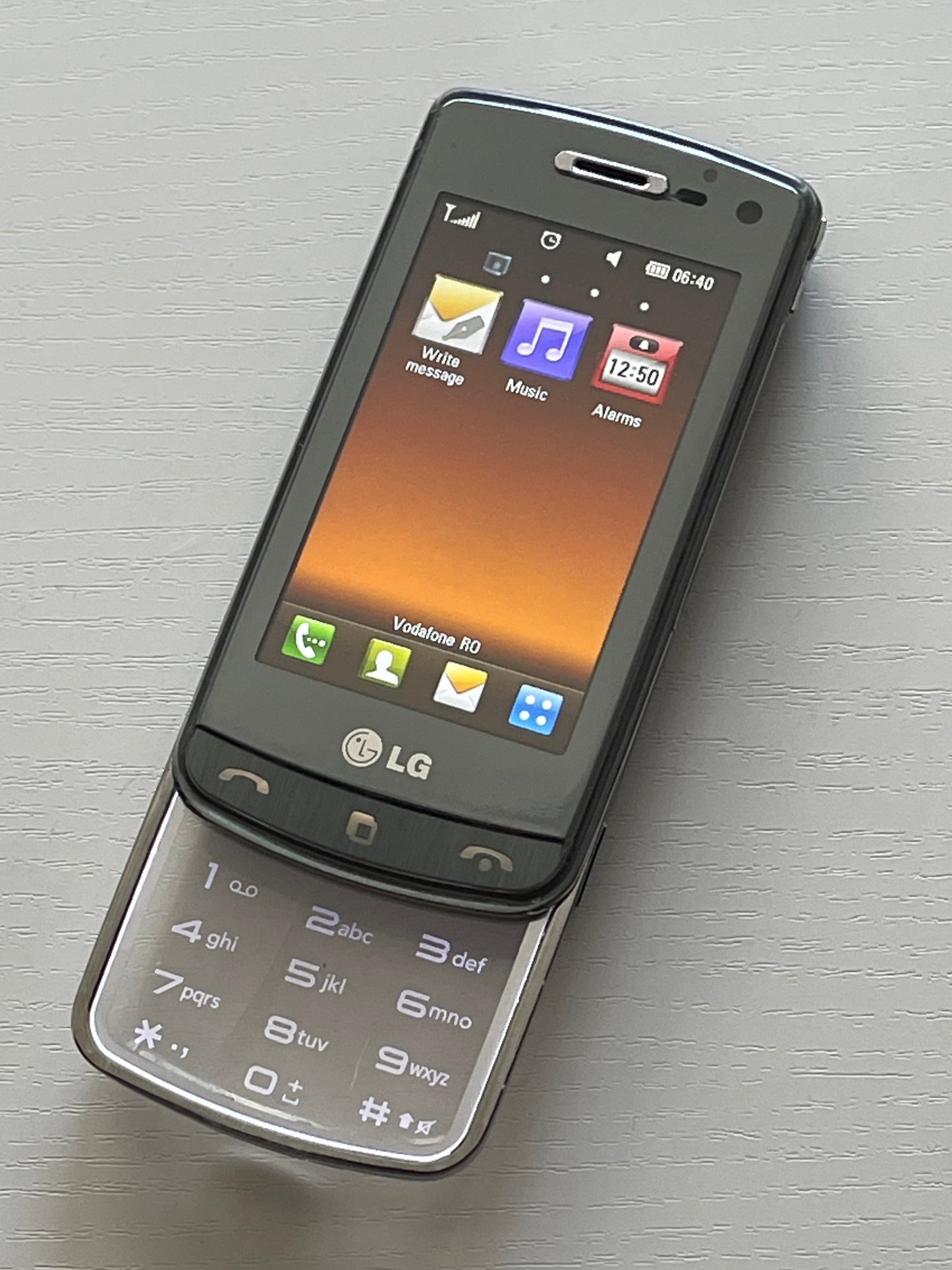 LG GD900 Crystal