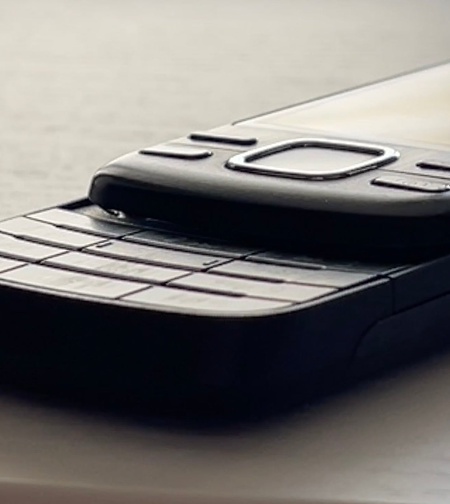 NOKIA 6600i Slide