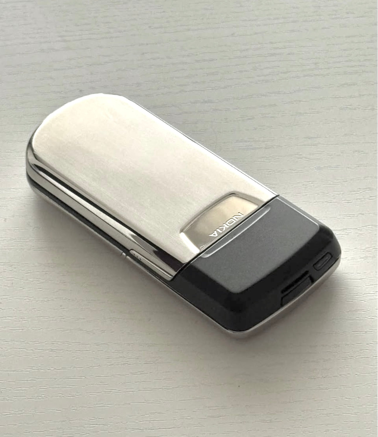 NOKIA 8800