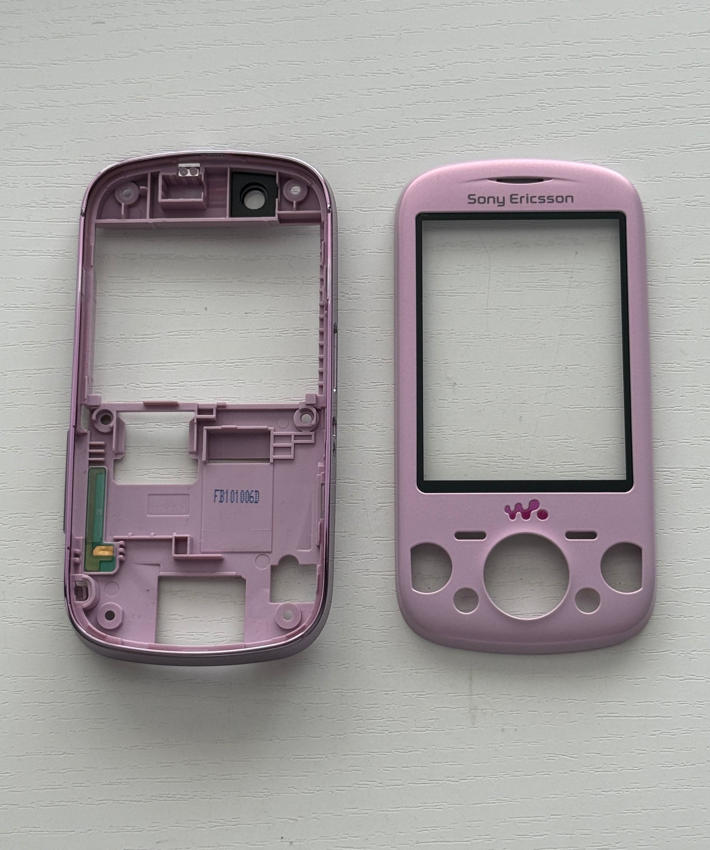 Carcasă Sony Ericsson Zylo (W20i)